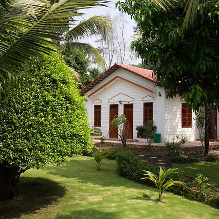 Saint Mary Resort Ke Ga Luaran gambar