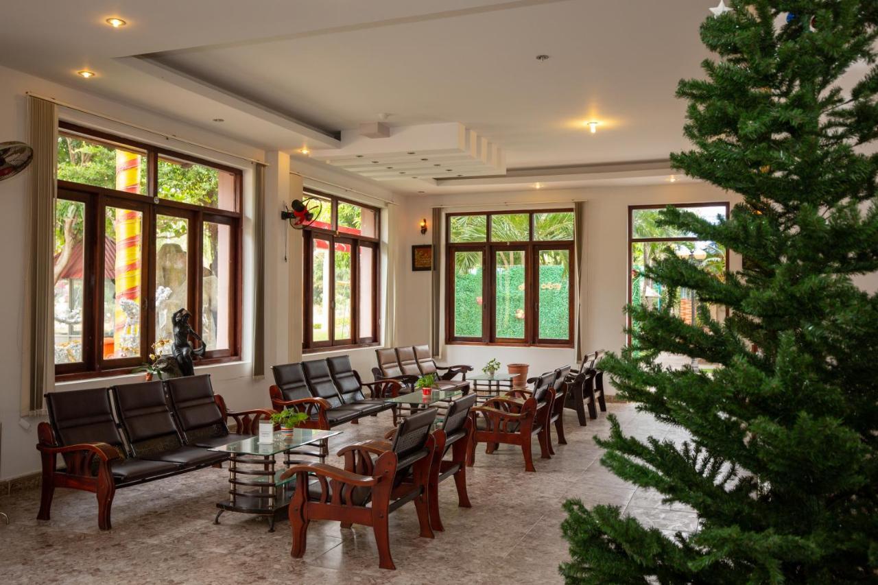 Saint Mary Resort Ke Ga Luaran gambar
